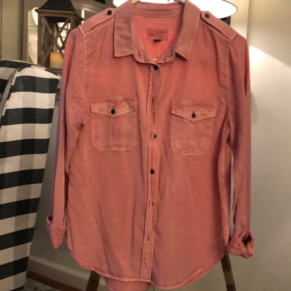 peachy pink button down top!